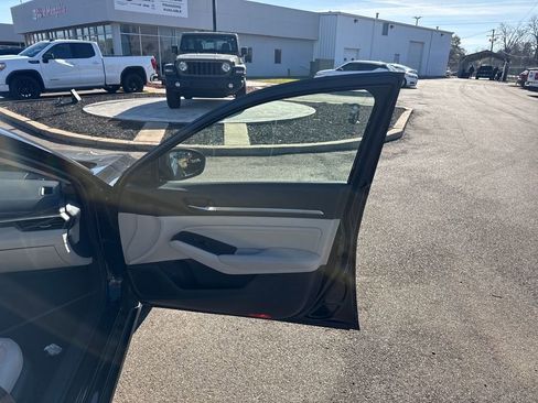 Used 2019 Nissan Altima 2.5 Platinum image 21