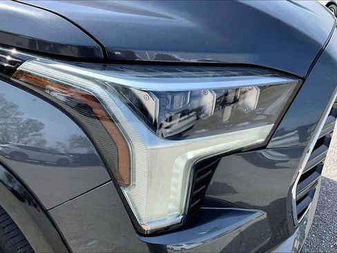 Used 2023 Toyota Sequoia Platinum image 41