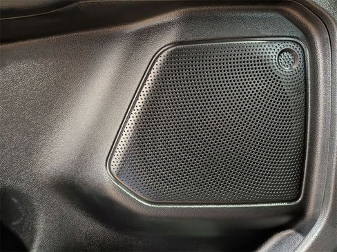 Used 2021 Ford Escape SE w/ Cold Weather Package image 16