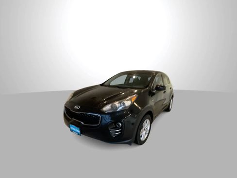 Used 2017 Kia Sportage LX image 4