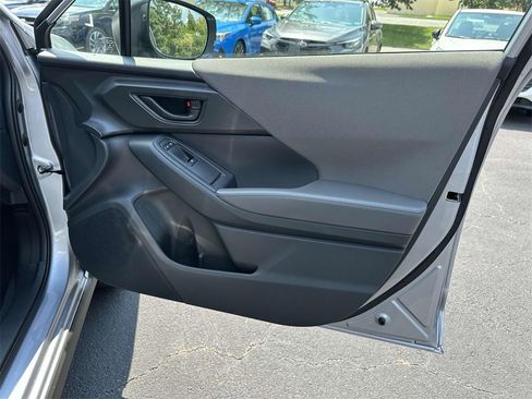 Certified 2025 Subaru Crosstrek 2.0i Premium image 8