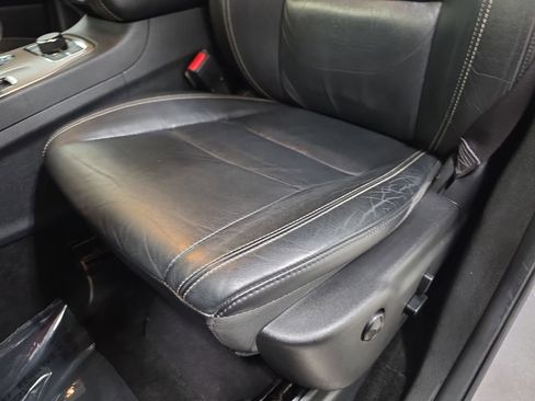 Used 2014 Jeep Grand Cherokee Limited AWD/4WD image 28