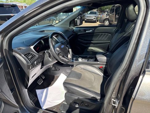 Used 2020 Ford Edge ST w/ Cold Weather Package AWD/4WD image 25