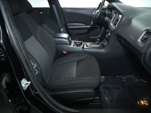 Used 2023 Dodge Charger SXT image 33