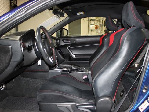 Used 2015 Scion FR-S RWD image 11