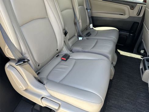 Used 2022 Honda Odyssey EX-L image 16