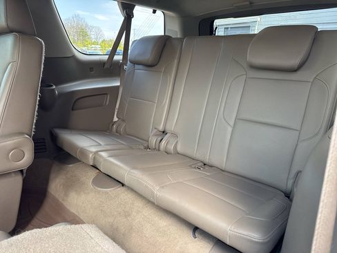 Used 2015 Chevrolet Suburban LTZ AWD/4WD image 24