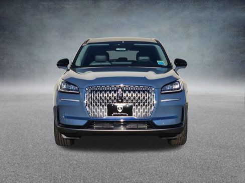 New 2026 Lincoln Corsair Premiere image 2