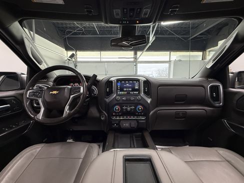 Used 2020 Chevrolet Silverado 1500 LTZ w/ LTZ Premium Package image 15