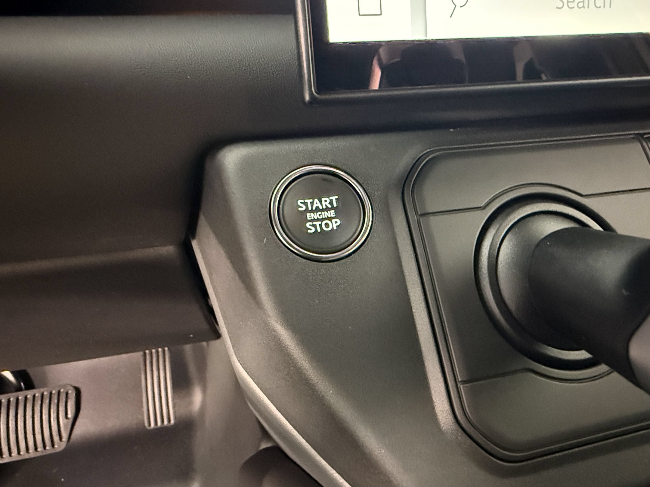 New 2026 Land Rover Defender 110 X-Dynamic SE AWD/4WD image 15