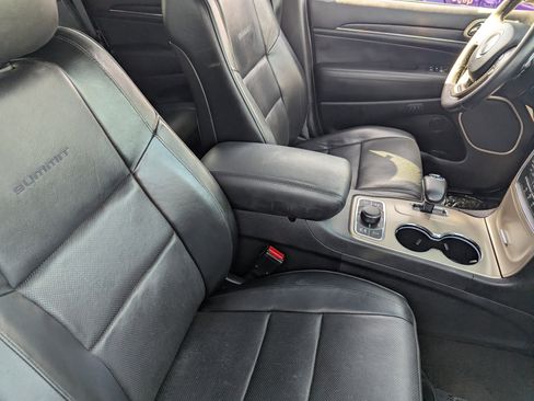 Used 2014 Jeep Grand Cherokee Summit image 11