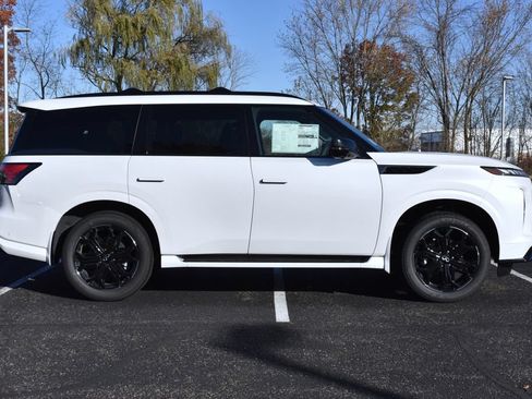 Certified 2026 INFINITI QX80 4WD w/ Sport Exterior Package image 6