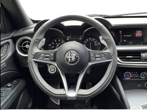 Used 2018 Alfa Romeo Stelvio Ti Sport AWD/4WD image 35