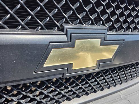 Used 2019 Chevrolet Express 2500 w/ Driver Convenience Package image 20