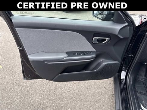 Used 2025 Kia K4 EX image 13