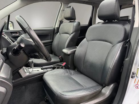 Used 2014 Subaru Forester 2.5i Limited AWD/4WD image 17