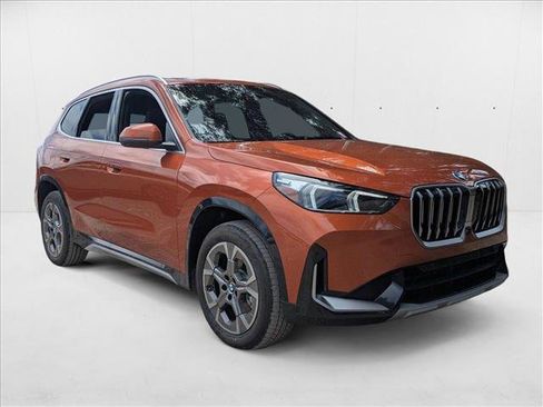 New 2025 BMW X1 xDrive28i w/ Technology Package image 2