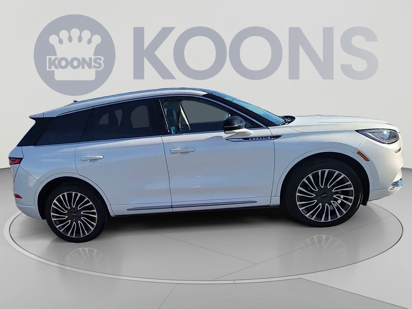 Used 2020 Lincoln Corsair Reserve w/ Appearance Package AWD/4WD image 2