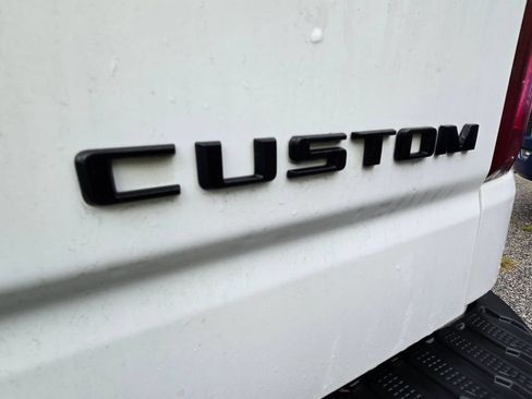 Used 2021 Chevrolet Silverado 1500 Custom Trail Boss w/ LPO, Dark Essentials Package AWD/4WD image 18