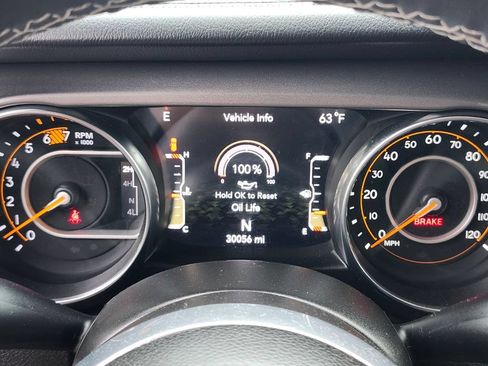 Used 2023 Jeep Wrangler Rubicon w/ LED Lighting Group AWD/4WD image 26