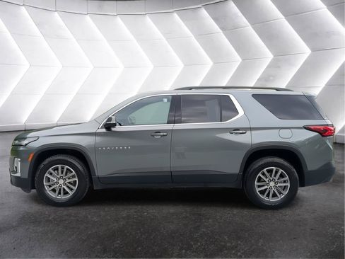 Used 2023 Chevrolet Traverse LT AWD/4WD image 6