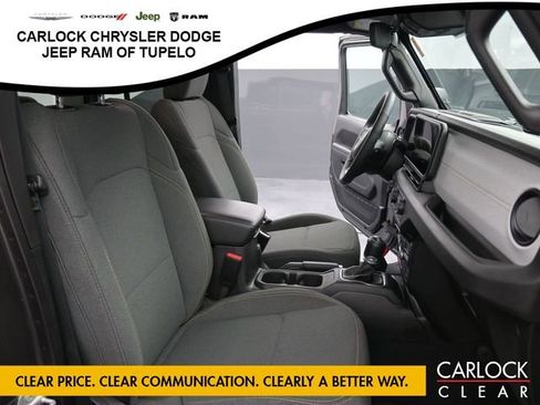 Used 2025 Jeep Wrangler Sport image 40