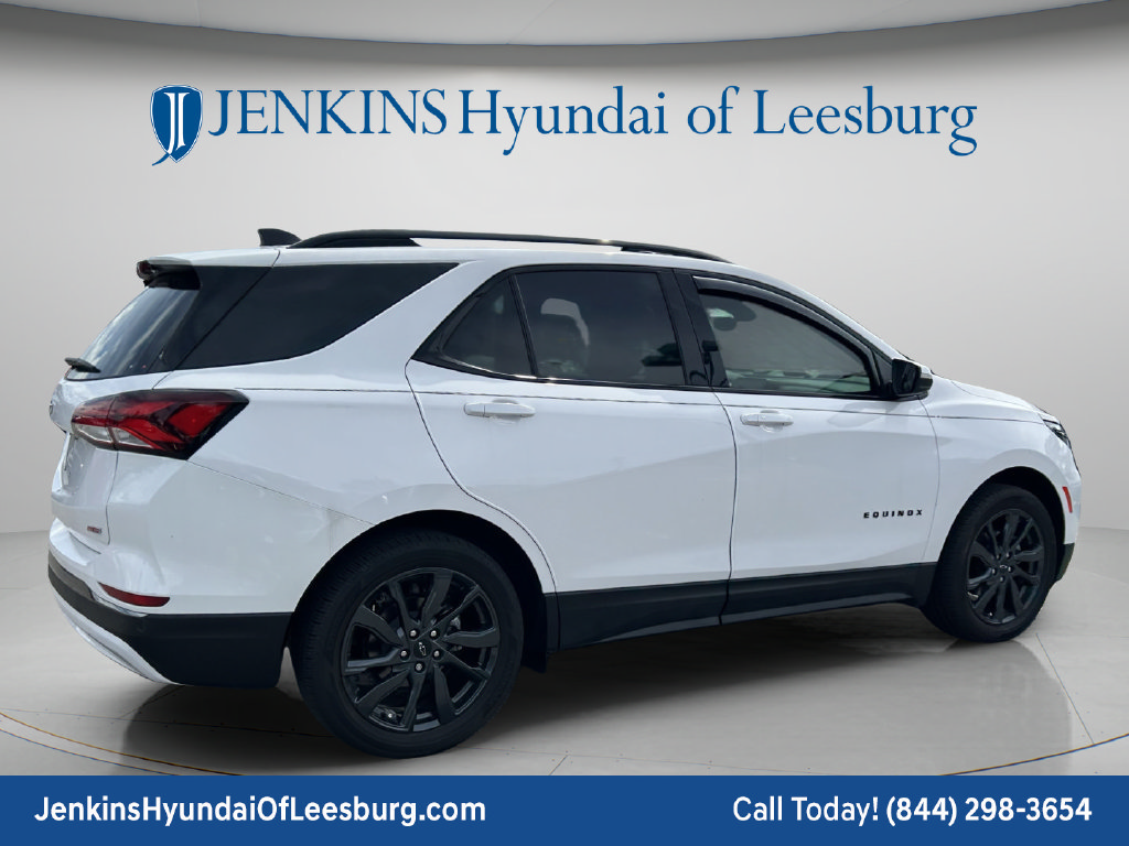 Used 2023 Chevrolet Equinox RS w/ RS Leather Package FWD image 5