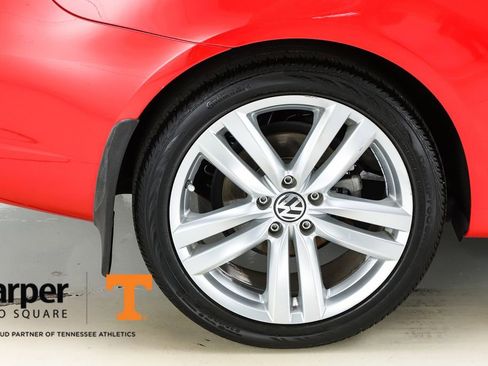 Used 2015 Volkswagen Eos Executive FWD image 13