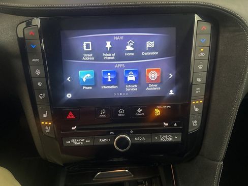 Used 2019 INFINITI QX50 Essential w/ Sensory Package image 17