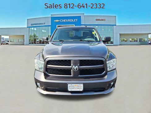 Used 2018 RAM 1500 Express w/ Express Value Package AWD/4WD image 2