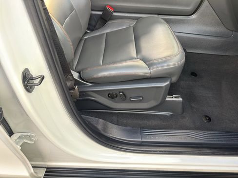 Used 2025 Ford Expedition Max Active image 37