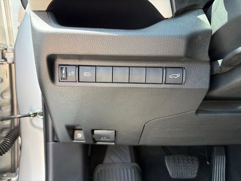 Used 2025 Toyota RAV4 XLE w/ Convenience Package AWD/4WD image 13