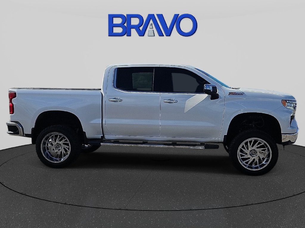 Used 2023 Chevrolet Silverado 1500 LTZ AWD/4WD image 5