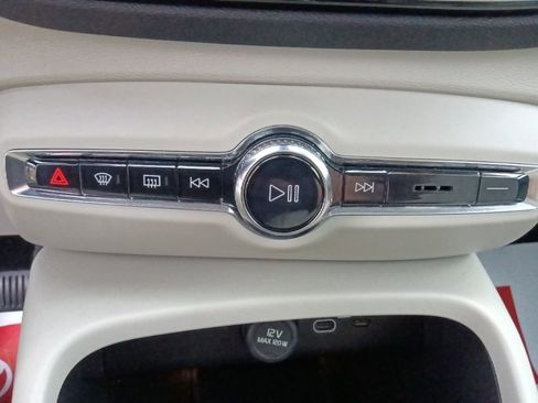 Used 2023 Volvo XC40 B5 Plus w/ Driver Assist Package image 27