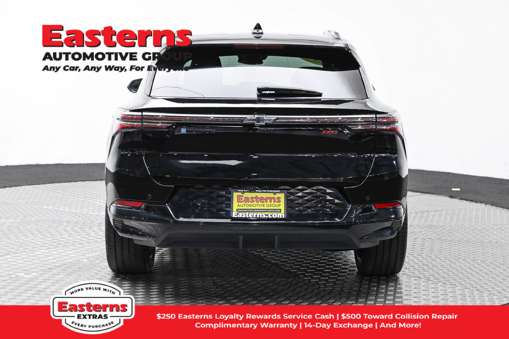 Used 2024 Chevrolet Equinox EV RS FWD image 7