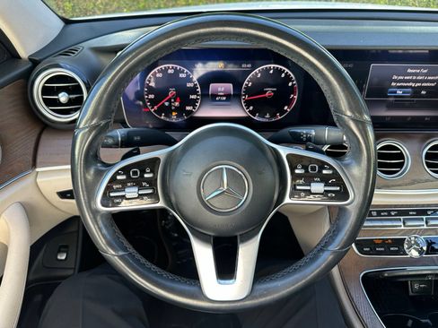 Used 2020 Mercedes-Benz E 350 Sedan w/ Parking Assistance Package image 3