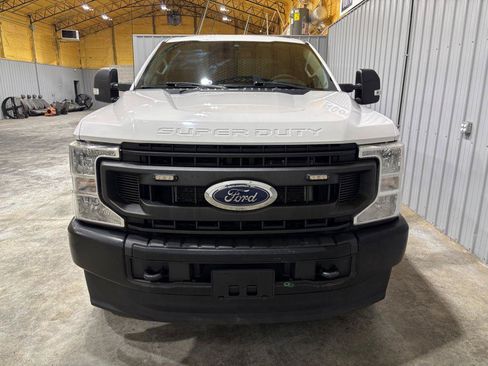Used 2021 Ford F250 XL w/ Power Equipment Group AWD/4WD image 7