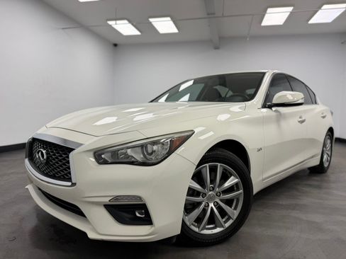 Used 2019 INFINITI Q50 Pure AWD/4WD image 3