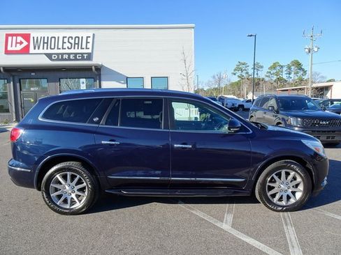 Used 2016 Buick Enclave Leather image 3