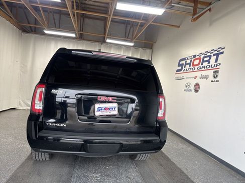 Used 2016 GMC Yukon SLE image 5