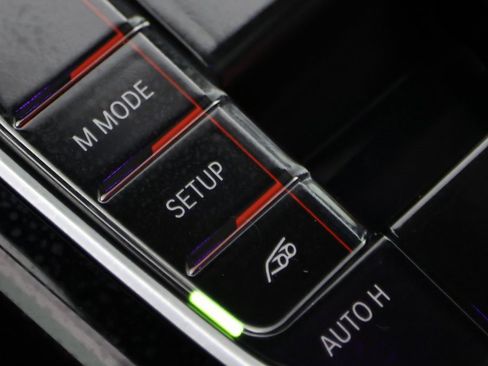 Used 2022 BMW M4 Competition w/ Executive Package image 27