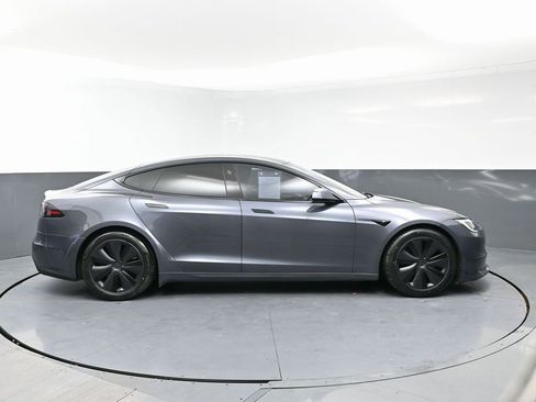 Used 2022 Tesla Model S image 3