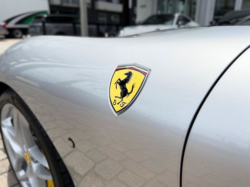 Used 2022 Ferrari Roma RWD image 18