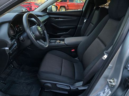 Used 2021 MAZDA MAZDA3 Sedan image 16