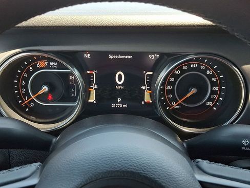 Used 2023 Jeep Wrangler Sport AWD/4WD image 21