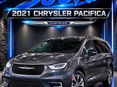 Used 2021 Chrysler Pacifica Touring-L