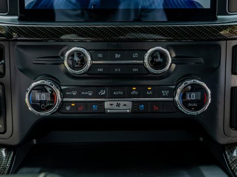 Used 2021 Ford F150 Lariat w/ Equipment Group 502A High image 27