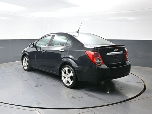 Used 2014 Chevrolet Sonic LTZ image 10