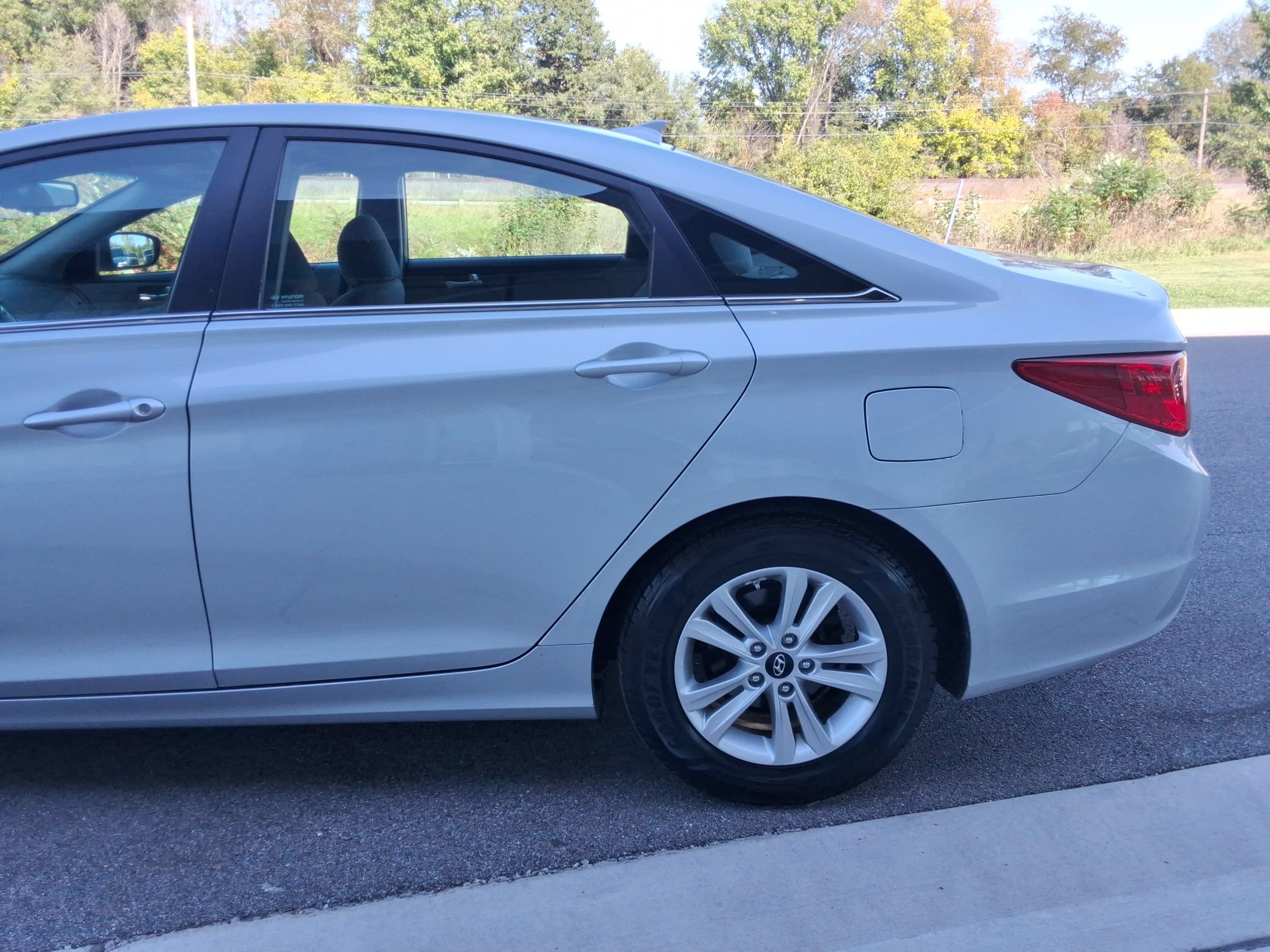Used 2013 Hyundai Sonata GLS FWD image 10