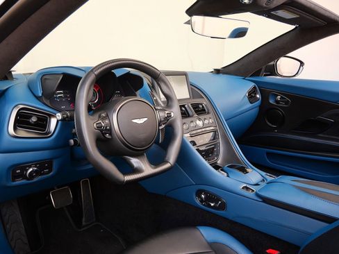 Used 2020 Aston Martin DBS Superleggera Volante RWD image 3